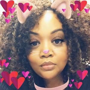 Meet your Posher, Valerie